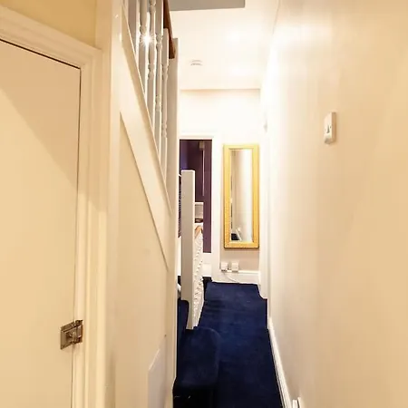 Clifford House - 4 Bed Within The Walls Feriehus York