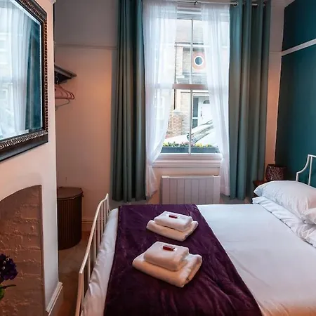 Clifford House - 4 Bed Within The Walls Vakantiehuis