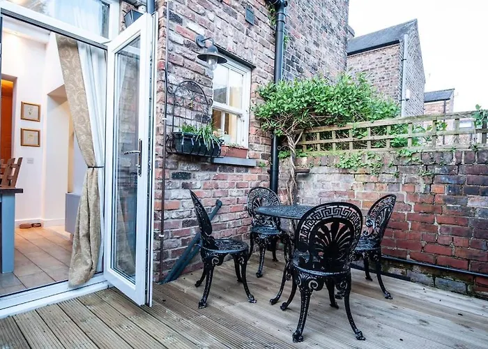 Clifford House - 4 Bed Within The Walls Vakantiehuis York