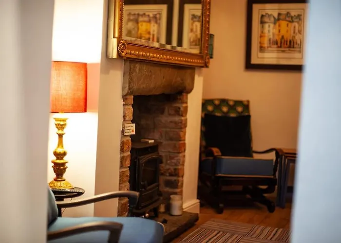 Clifford House - 4 Bed Within The Walls Vakantiehuis