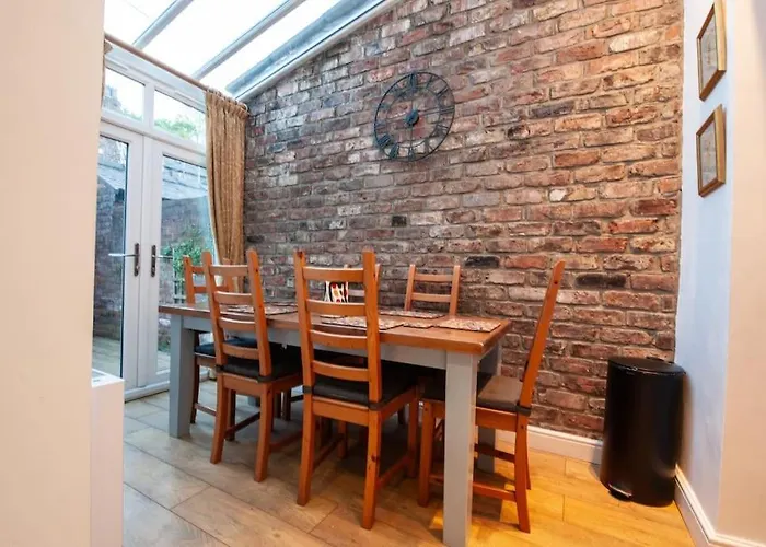 Clifford House - 4 Bed Within The Walls York