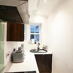 Clifford House - 4 Bed Within The Walls York