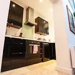 Clifford House - 4 Bed Within The Walls Casa vacanze York